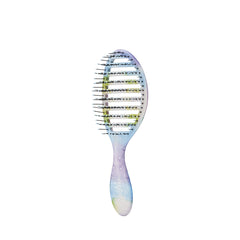 Wet Brush HeatFlex bristles detail showing flexible tips that detangle gently without pulling