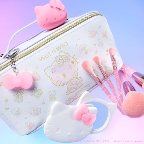 wet n wild travel-friendly design shows compact mirror for easy bag storage