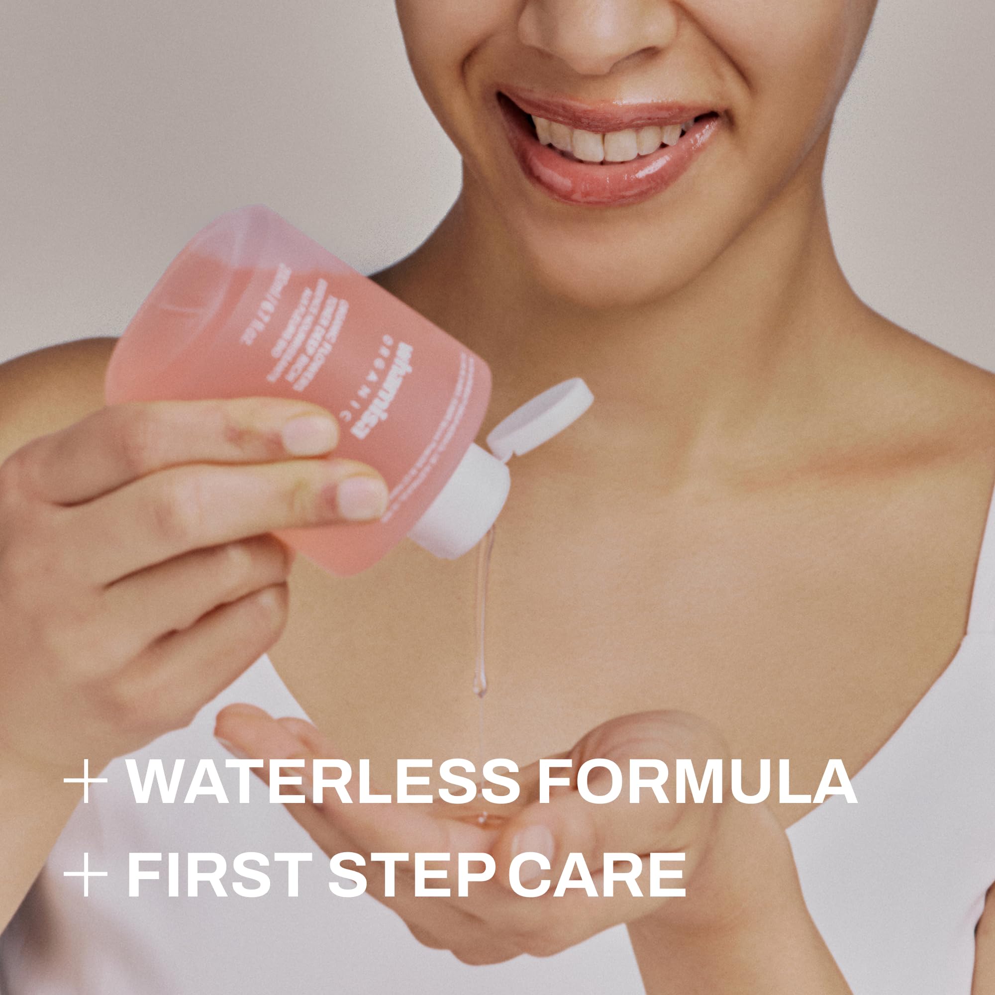 Whamisa Organic Flowers Toner beta carotene energy supports radiant-looking skin.