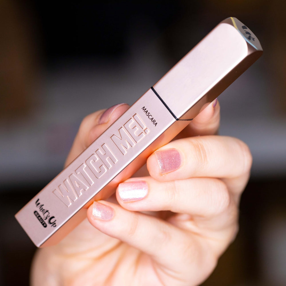 Whats Up Nails Watch Me Mascara definition and length on lashes.