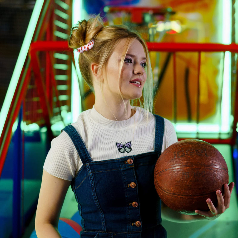 WILLBOND women sport accessories fit diverse hair types and styles.
