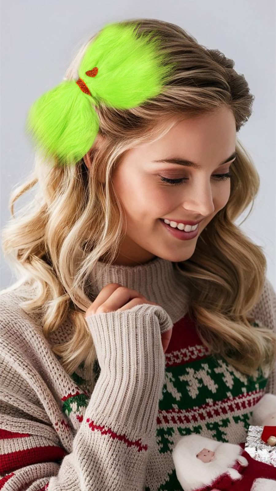 WOVOWOVO green plush bow for Christmas costumes and cosplay looks.