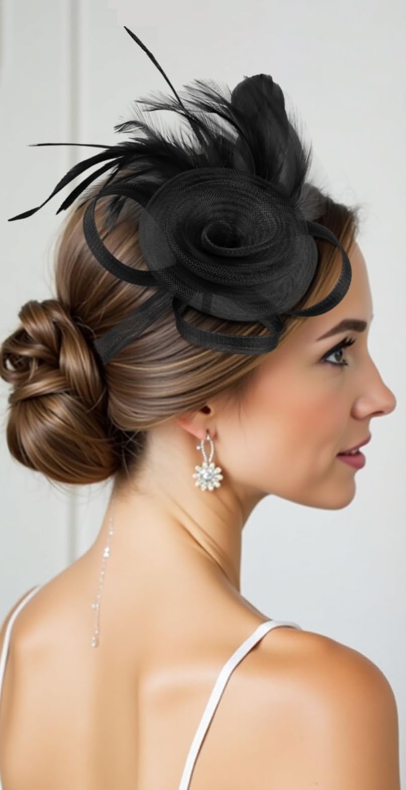 WOVOWOVO fascinator gift-box presentation makes a thoughtful ready-to-gift accessory