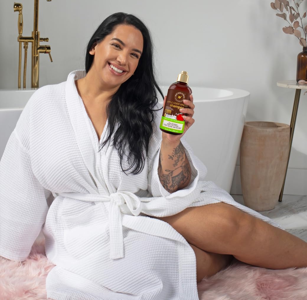 WOW Skin Science Apple Cider Vinegar Shampoo hair texture appears smoother and hydrated
