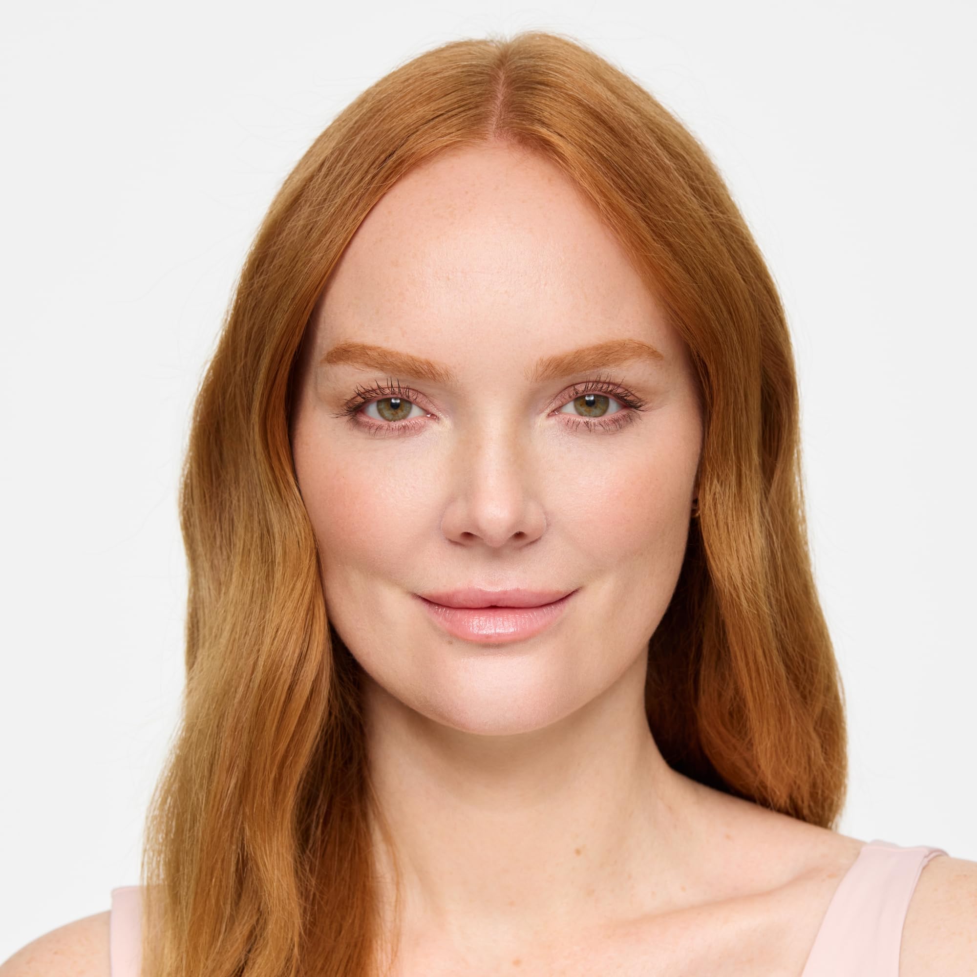 WUNDERBROW hair-like fibers close-up add fullness and texture