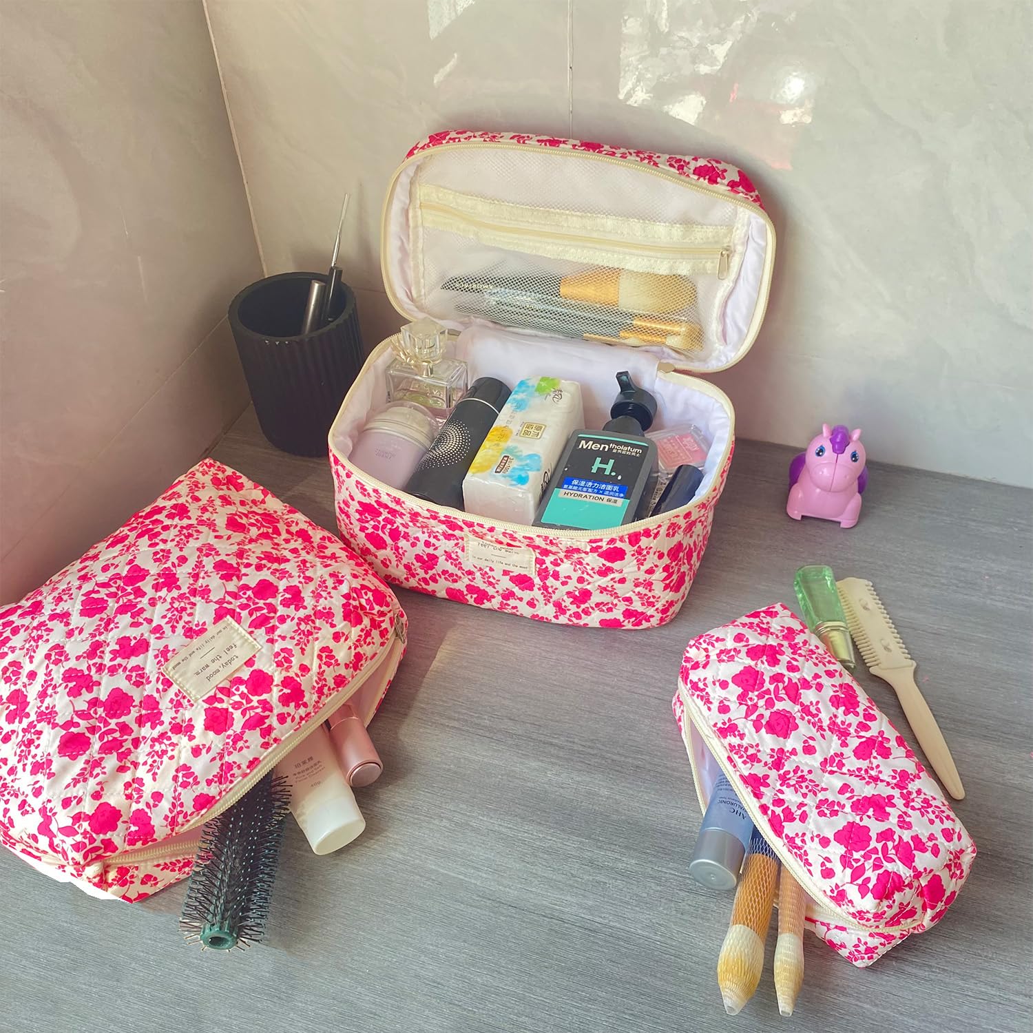 WYJ Rose Red quilted makeup bag medium keeps cosmetics neatly sorted on the go