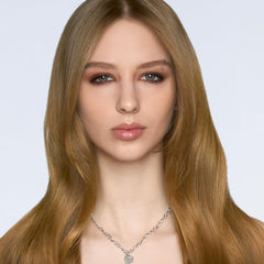 XMONDO Color Golden Blonde application process demonstrates even saturation