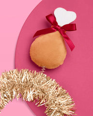 xo, Fetti headband on child demonstrates inclusive fit for family celebrations and photo moments.