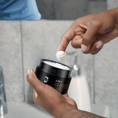 YEALIR 3in1 curl cream men application shows easy distribution for style.