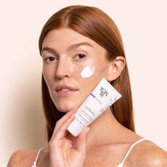 Yon-Ka Hydra No.1 Cream jar swatch highlighting creamy texture for daily moisture