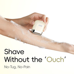 Yoose portable women's razor fits in a purse, ready for travel touch-ups.