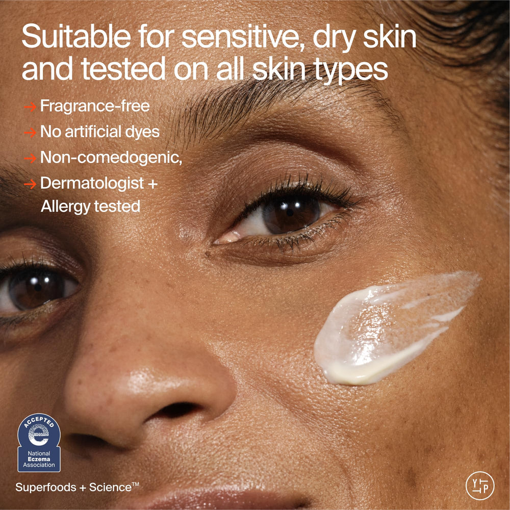 Graphic note of 24-hour hydration claim from Youth To The People Adaptogen Moisture Cream.