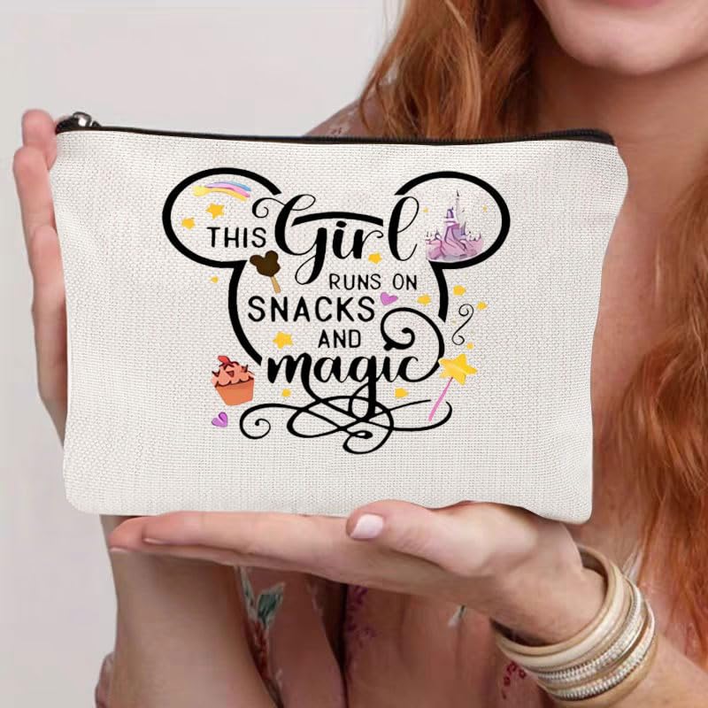 YUWUAR gift-ready packaging makeup bag makes a thoughtful present.
