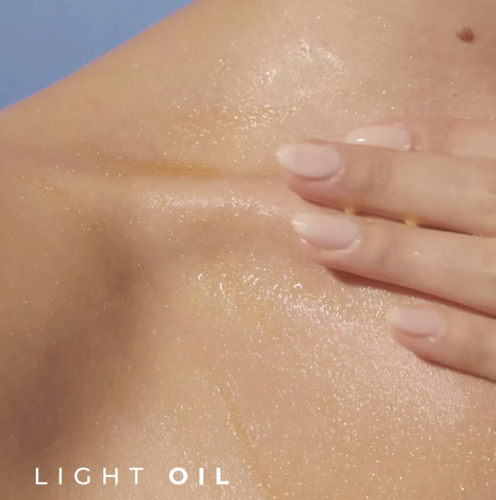 Yves Rocher Monoï de Tahiti oil—non-greasy absorption for daily use and quick refresh.