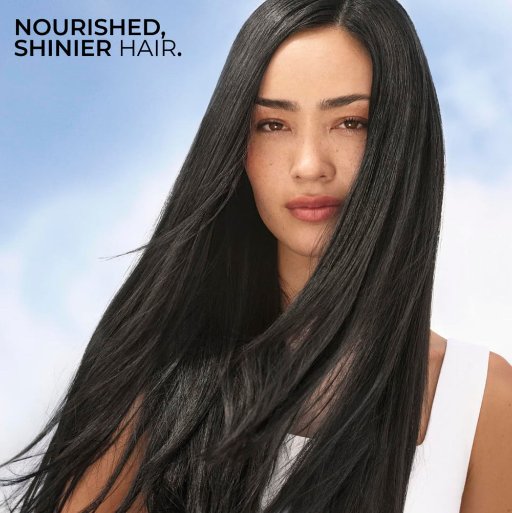 Yves Rocher Raspberry Shine application, massage through wet hair for smoothness