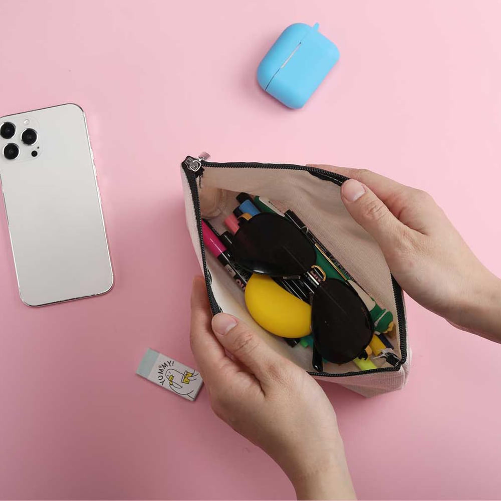 Zhamen N large-capacity makeup bag stores cosmetics and daily essentials