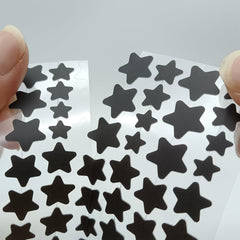 ZHAOLIESM star patch on face demonstrates discreet daytime coverage for blemishes